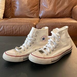 White High Top Converse Chuck Taylor